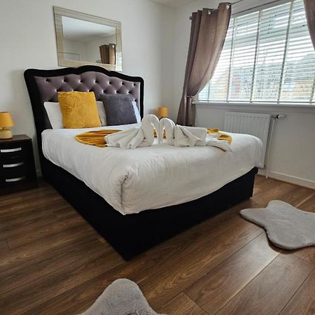 גלאזגו Silverburn New House With Free Parking And Nice Garden מראה חיצוני תמונה