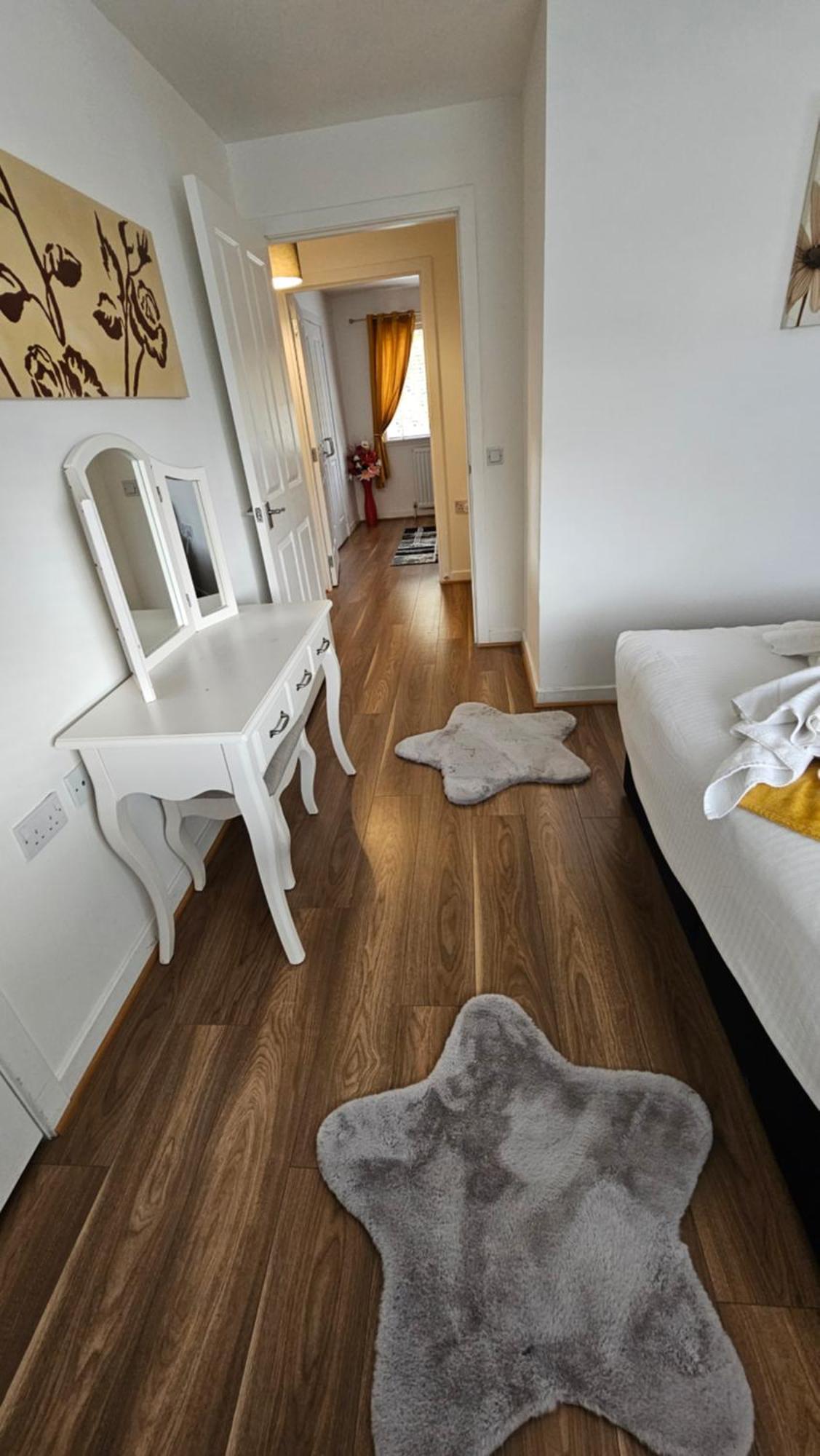 גלאזגו Silverburn New House With Free Parking And Nice Garden מראה חיצוני תמונה