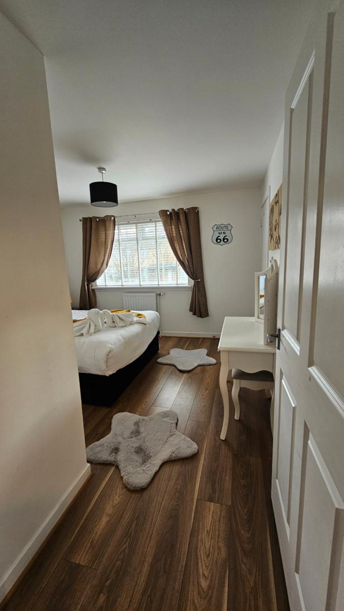 גלאזגו Silverburn New House With Free Parking And Nice Garden מראה חיצוני תמונה