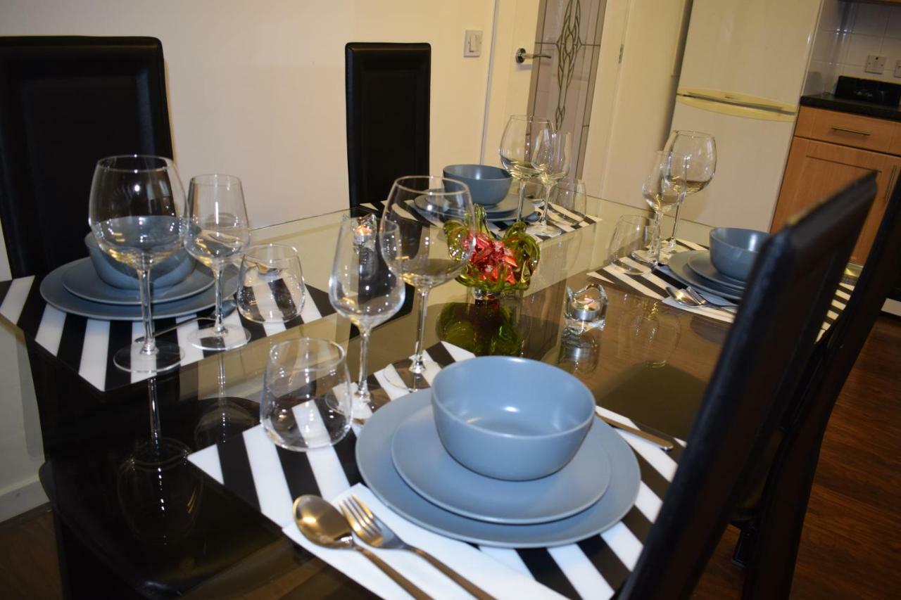 גלאזגו Silverburn New House With Free Parking And Nice Garden מראה חיצוני תמונה